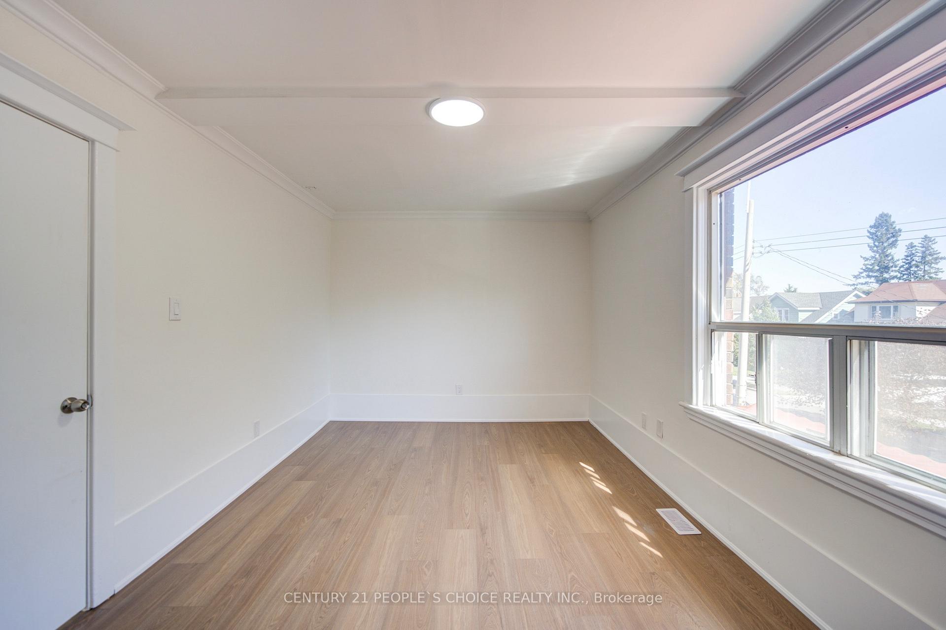 Photo 31 of 176 London Street S, Hamilton, Delta — HOMEH