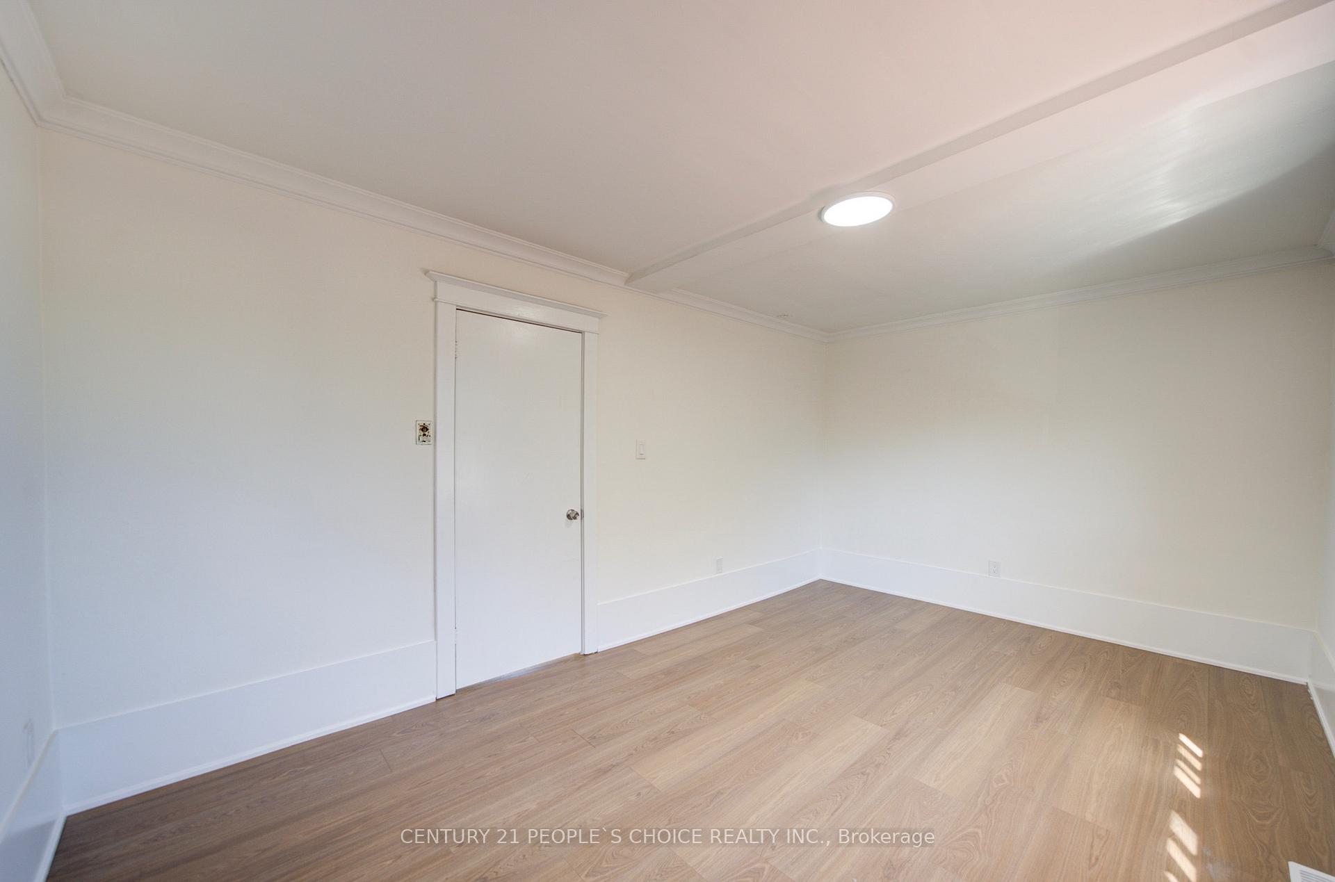 Photo 32 of 176 London Street S, Hamilton, Delta — HOMEH