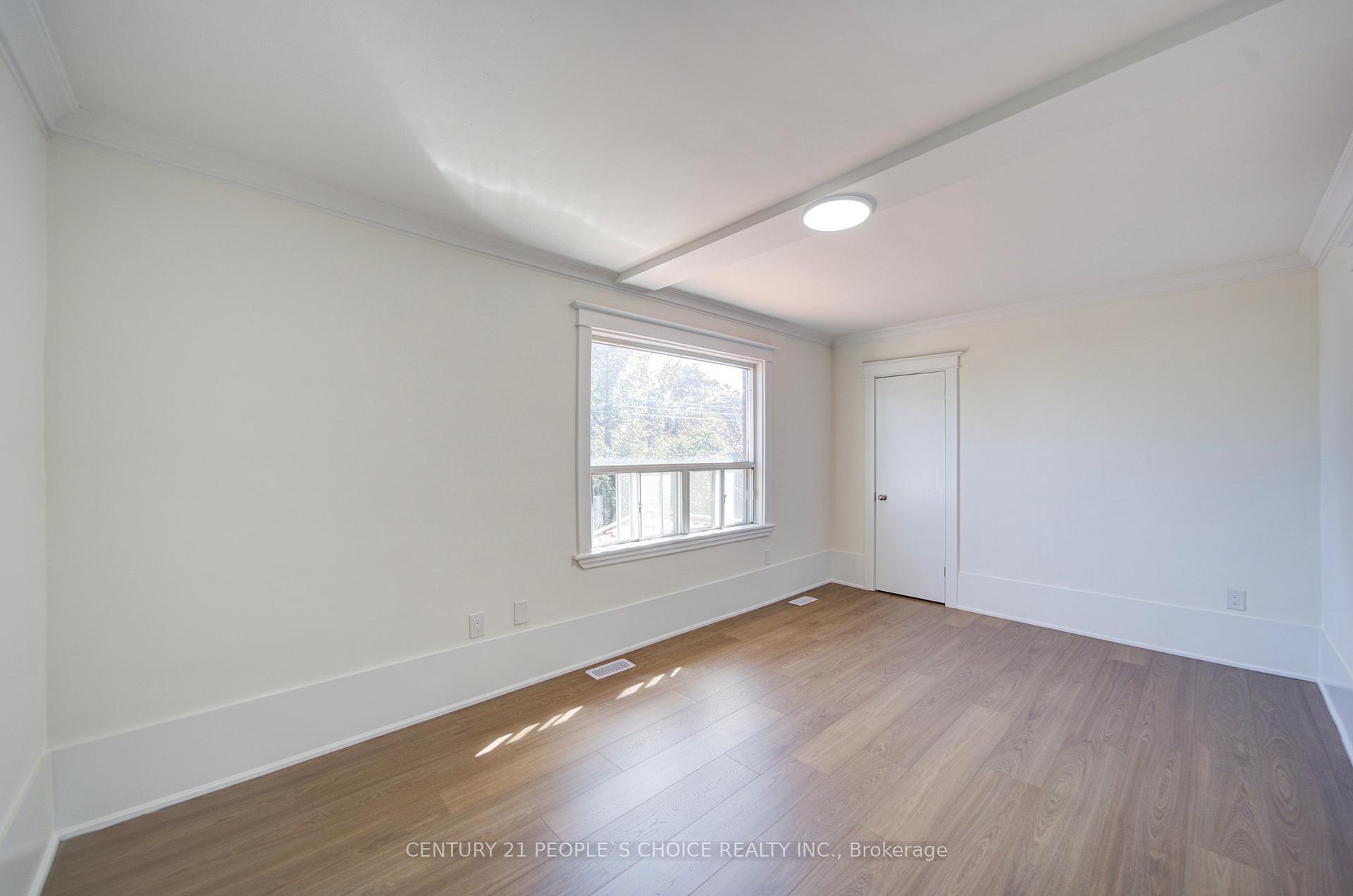Photo 33 of 176 London Street S, Hamilton, Delta — HOMEH
