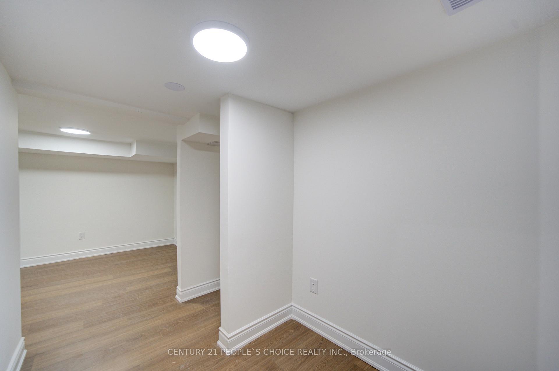 Photo 42 of 176 London Street S, Hamilton, Delta — HOMEH