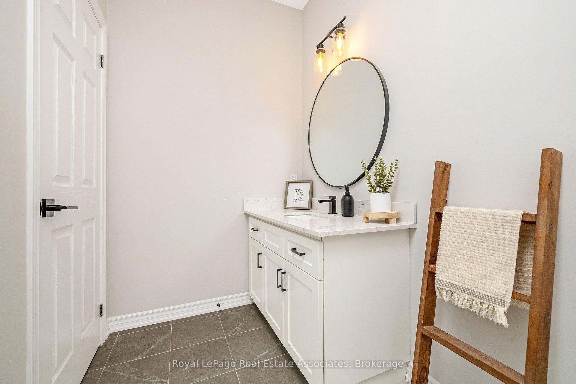 Photo 35 of Unit 10, 19 Braida Lane, Halton Hills, Acton — HOMEH