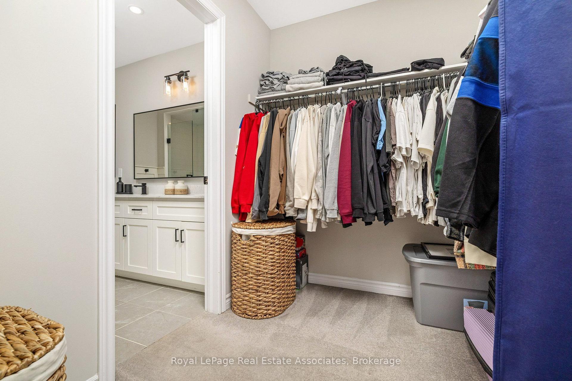 Photo 33 of Unit 10, 19 Braida Lane, Halton Hills, Acton — HOMEH