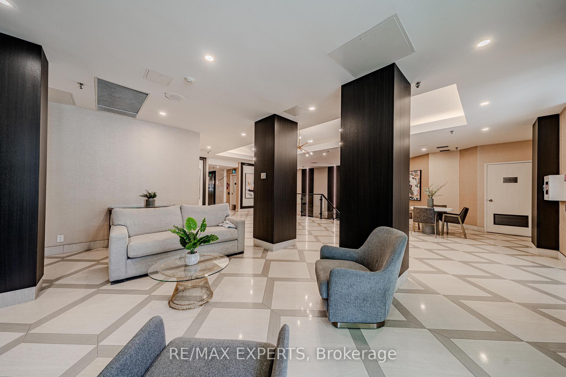 Photo 3 of Unit 802, 215 Wynford Drive, Toronto, Flemingdon Park — HOMEH