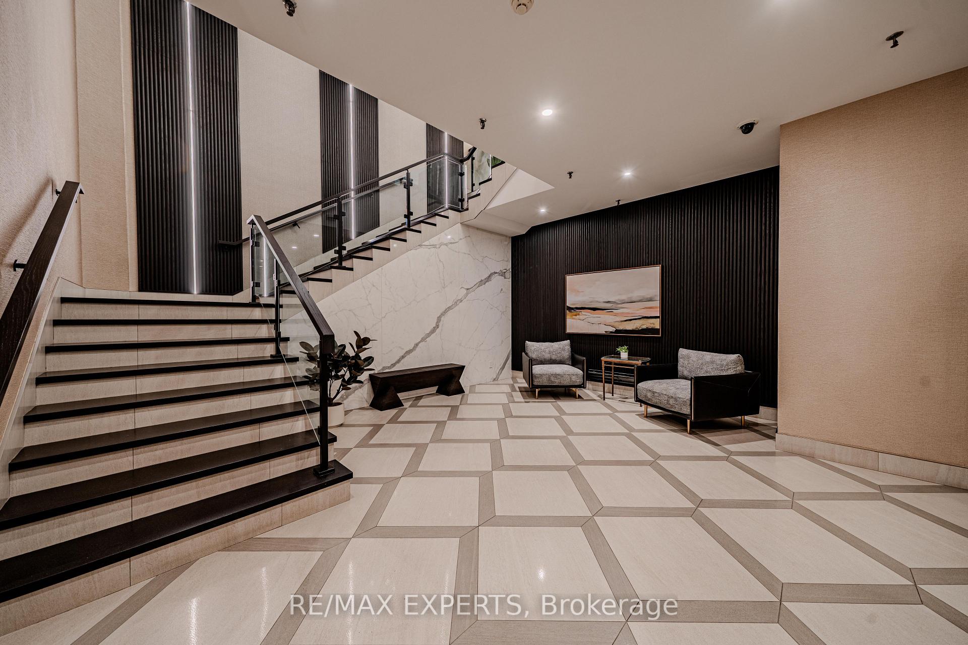 Photo 5 of Unit 802, 215 Wynford Drive, Toronto, Flemingdon Park — HOMEH