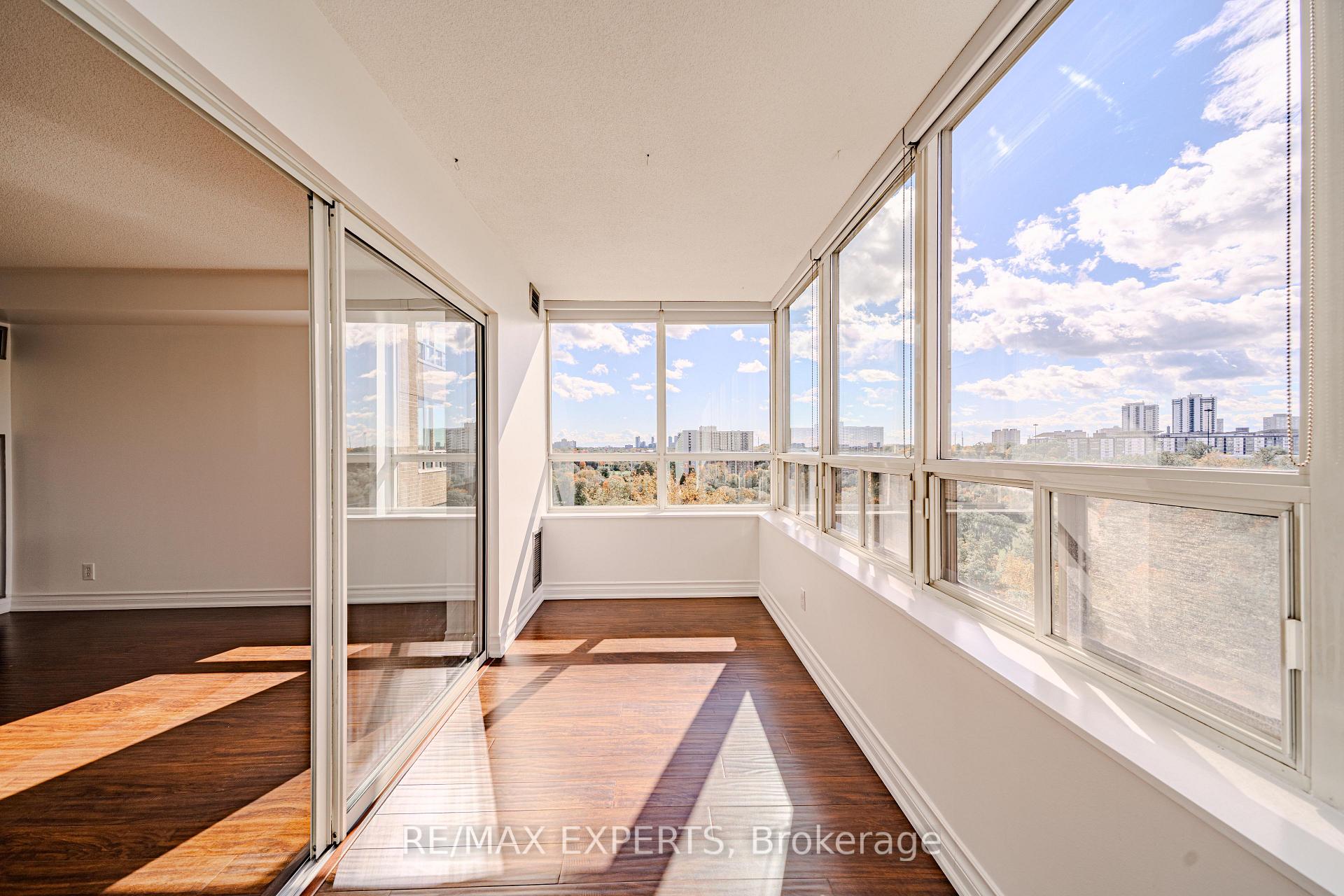 Photo 17 of Unit 802, 215 Wynford Drive, Toronto, Flemingdon Park — HOMEH