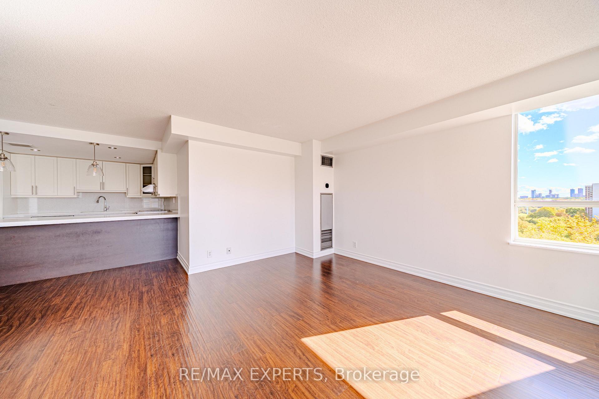 Photo 18 of Unit 802, 215 Wynford Drive, Toronto, Flemingdon Park — HOMEH