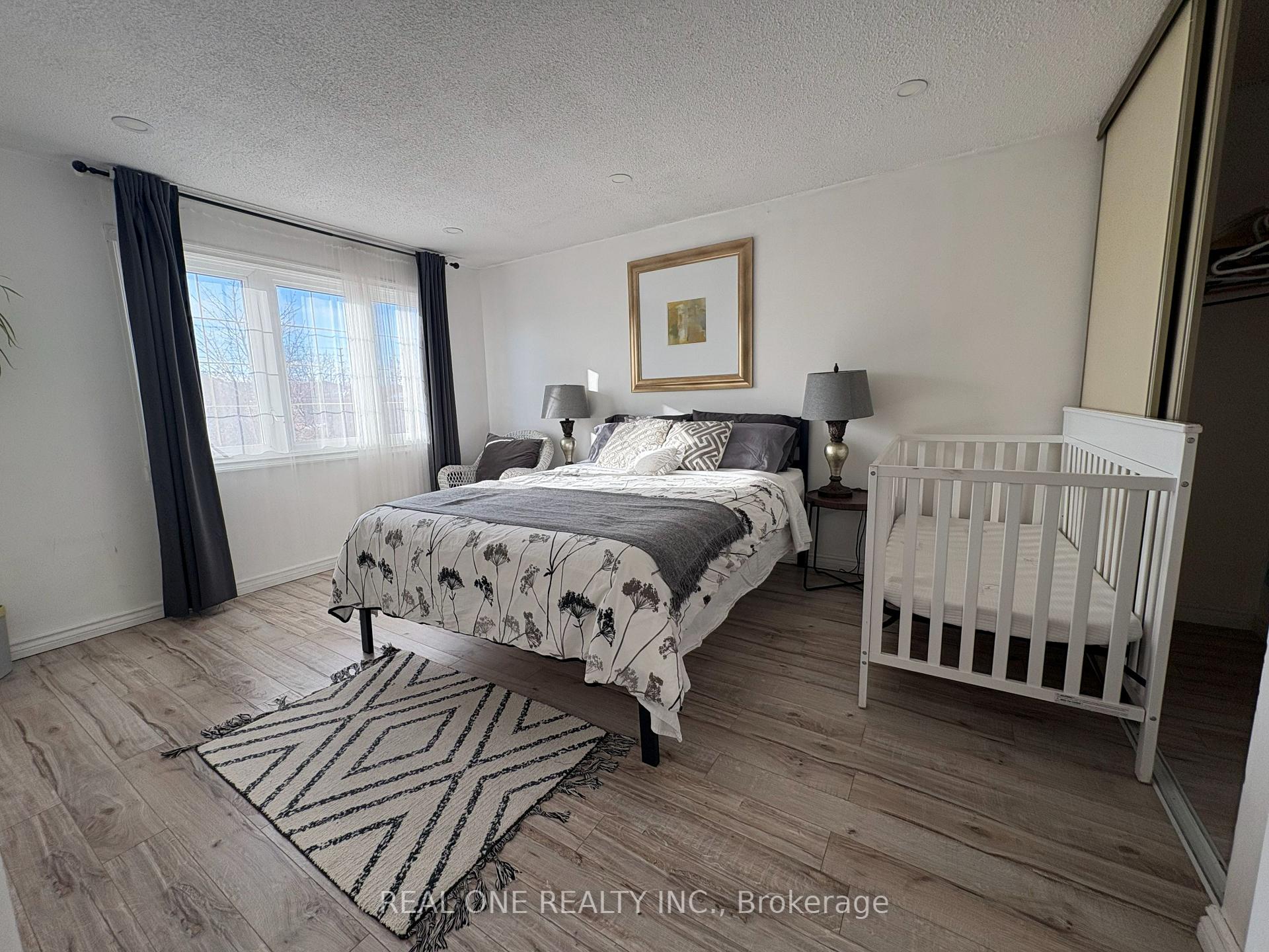 Photo 14 of 3245 Cambourne Crescent, Mississauga, Meadowvale — HOMEH