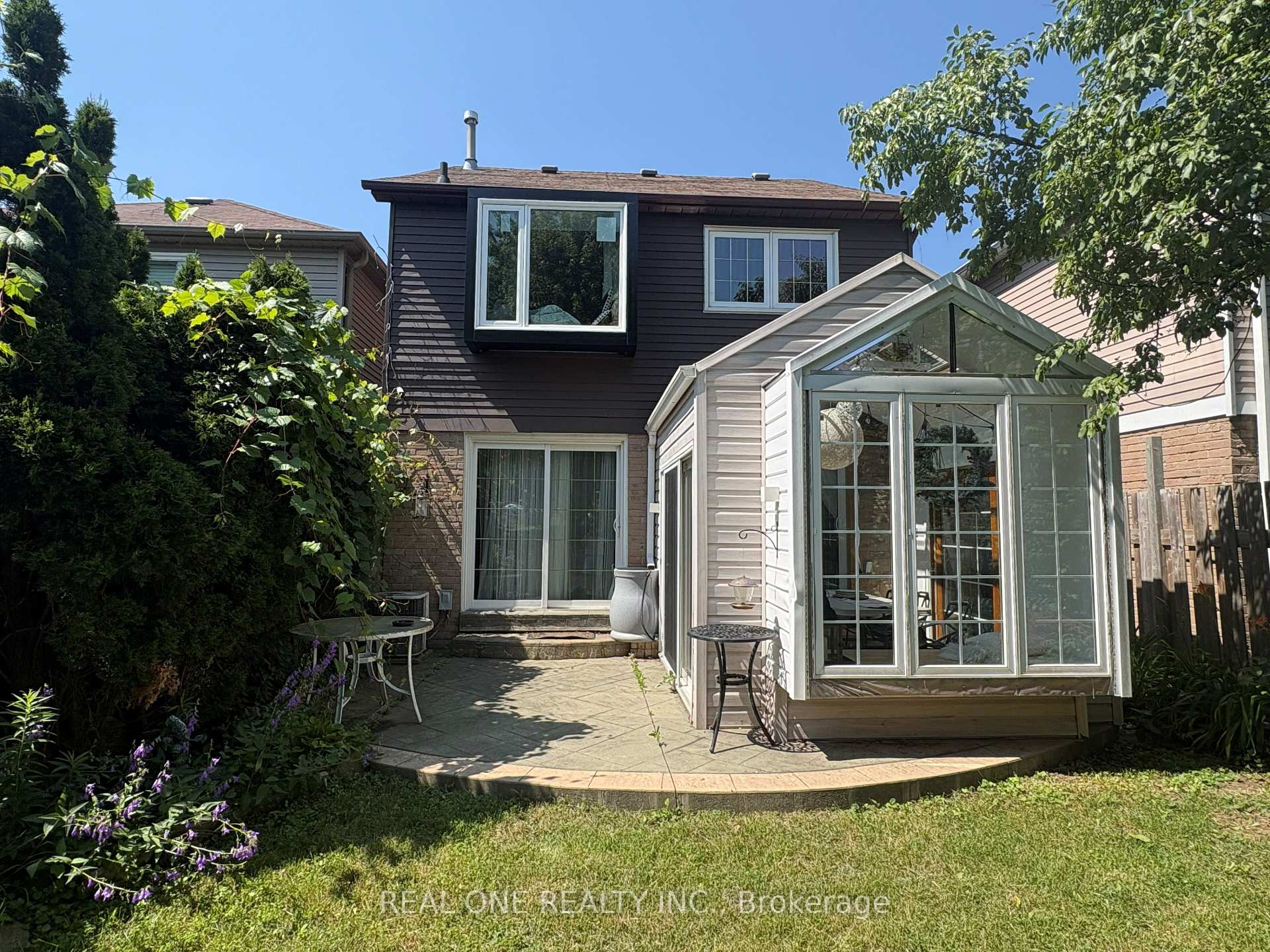 Photo 28 of 3245 Cambourne Crescent, Mississauga, Meadowvale — HOMEH