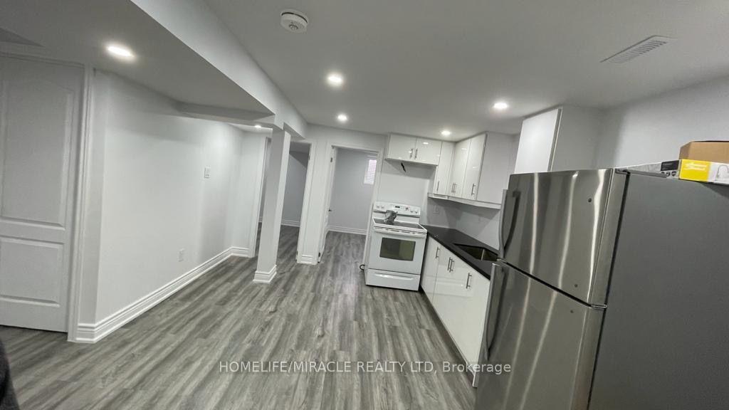 Photo 5 of Unit Bsmt, 7010 Cordingley Crescent, Mississauga, Meadowvale — HOMEH