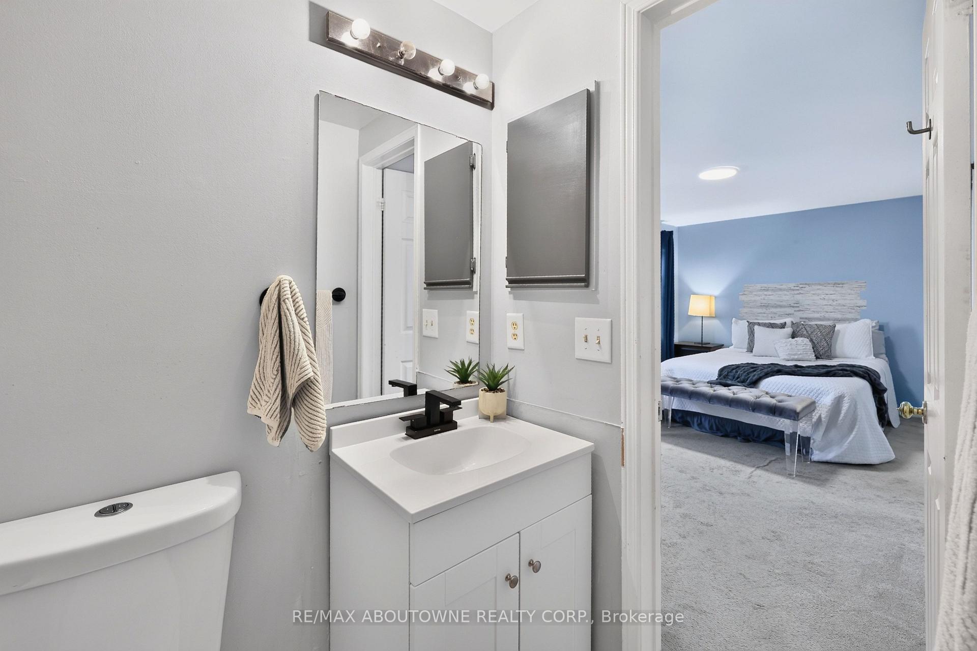 Photo 14 of Unit 53, 2915 Headon Forest Drive, Burlington, Headon — HOMEH