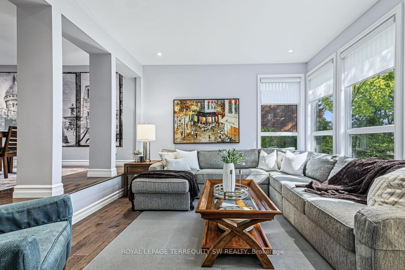 Photo 11 of 36 Captain Rolph Boulevard, Markham, Markham Village — HOMEH