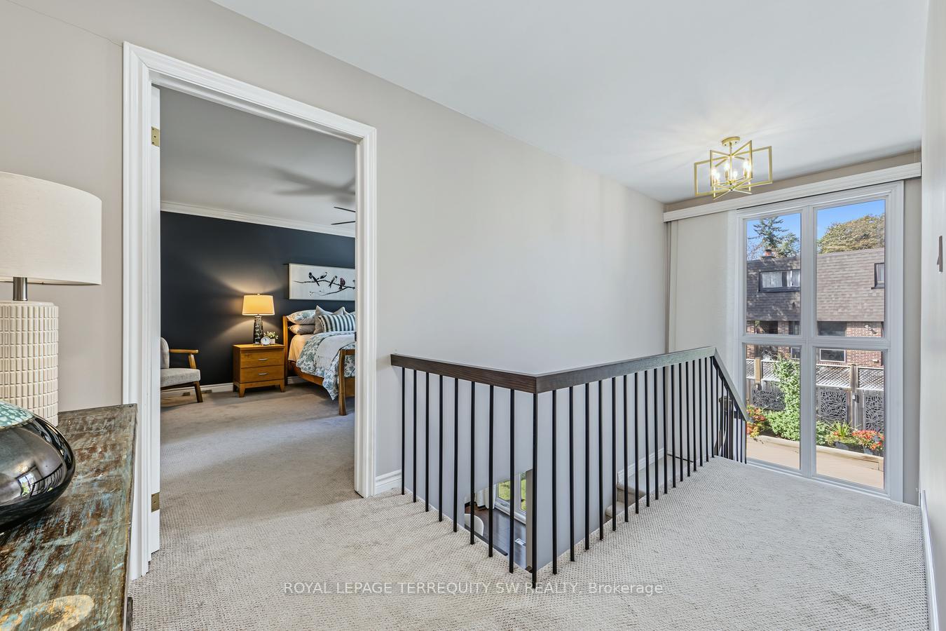 Photo 24 of 36 Captain Rolph Boulevard, Markham, Markham Village — HOMEH