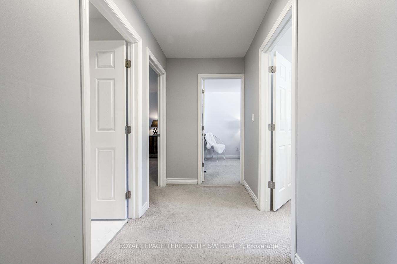 Photo 29 of 36 Captain Rolph Boulevard, Markham, Markham Village — HOMEH