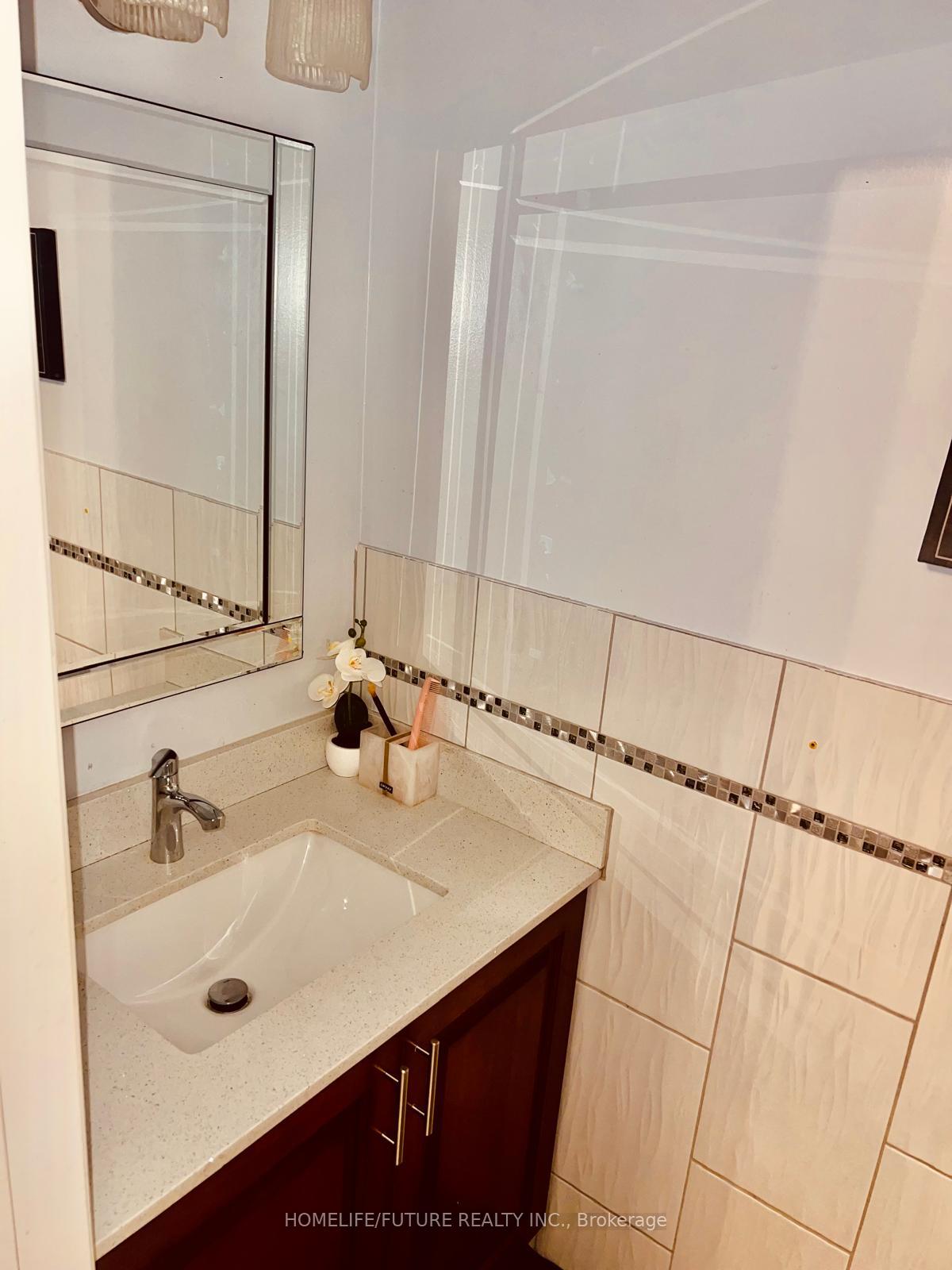 Photo 10 of Unit Main & 2nd, 1669 Beaton Way, Pickering, Brock Ridge — HOMEH