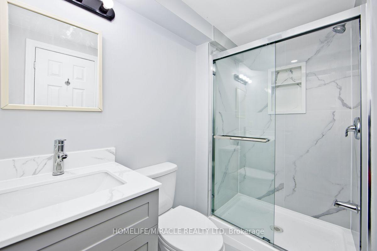 Photo 24 of 151 Bayview Drive, Barrie, Allandale Heights — HOMEH