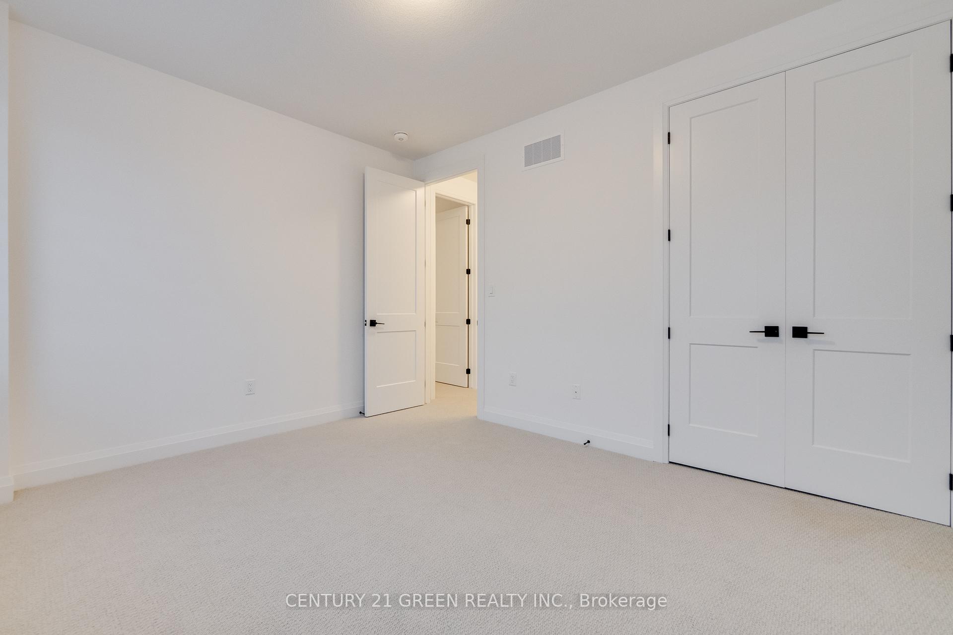 Photo 19 of 14 Holder Drive, Brantford, Empire South — HOMEH