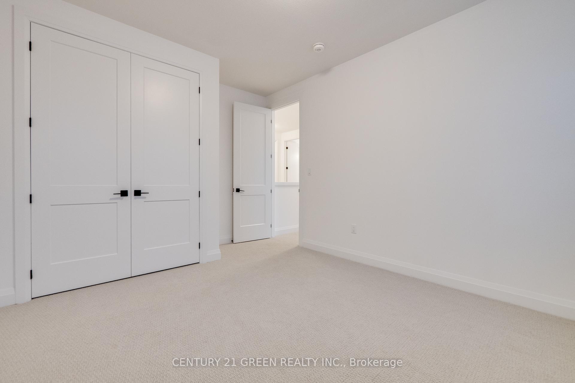 Photo 21 of 14 Holder Drive, Brantford, Empire South — HOMEH