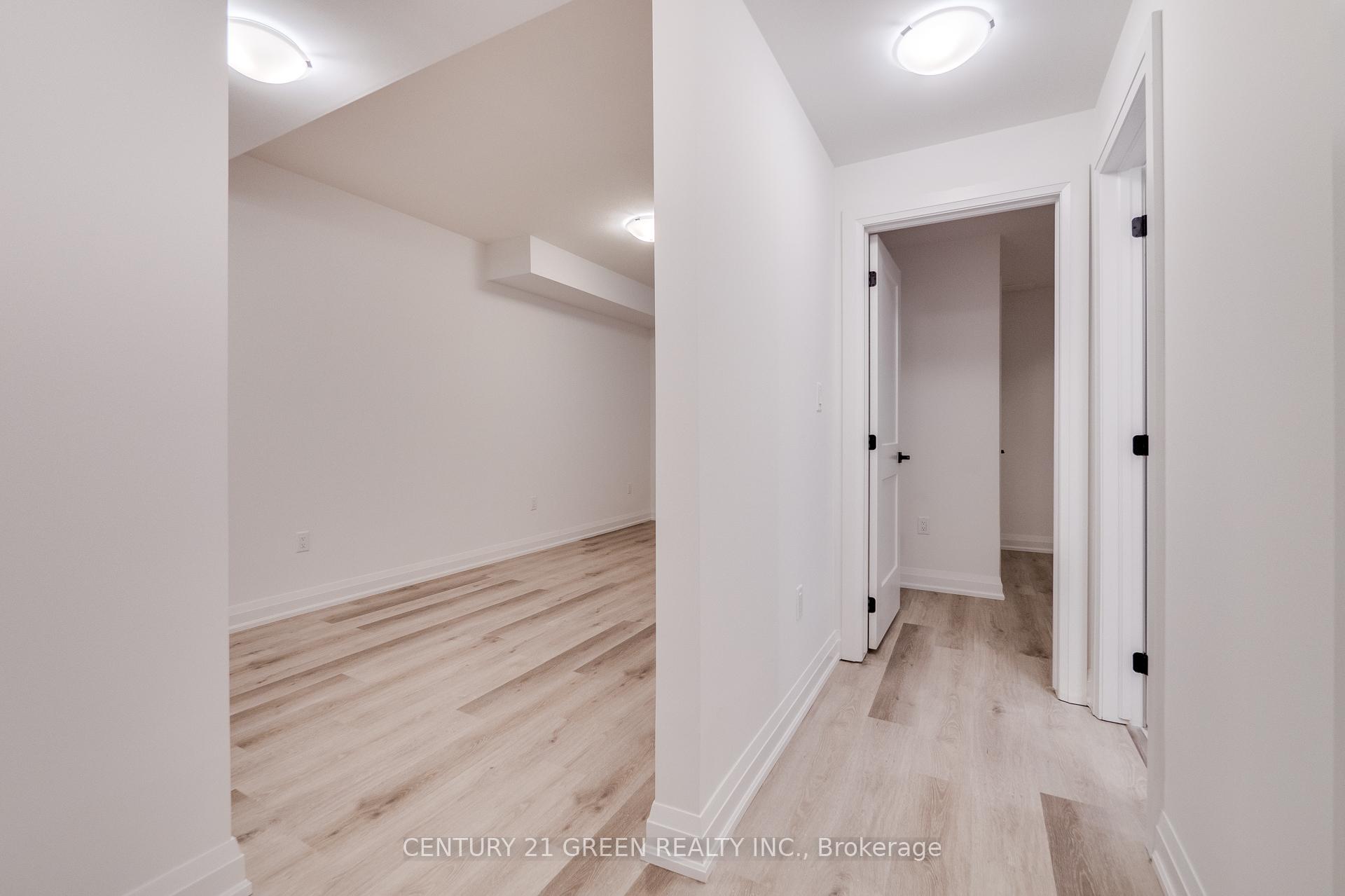 Photo 32 of 14 Holder Drive, Brantford, Empire South — HOMEH