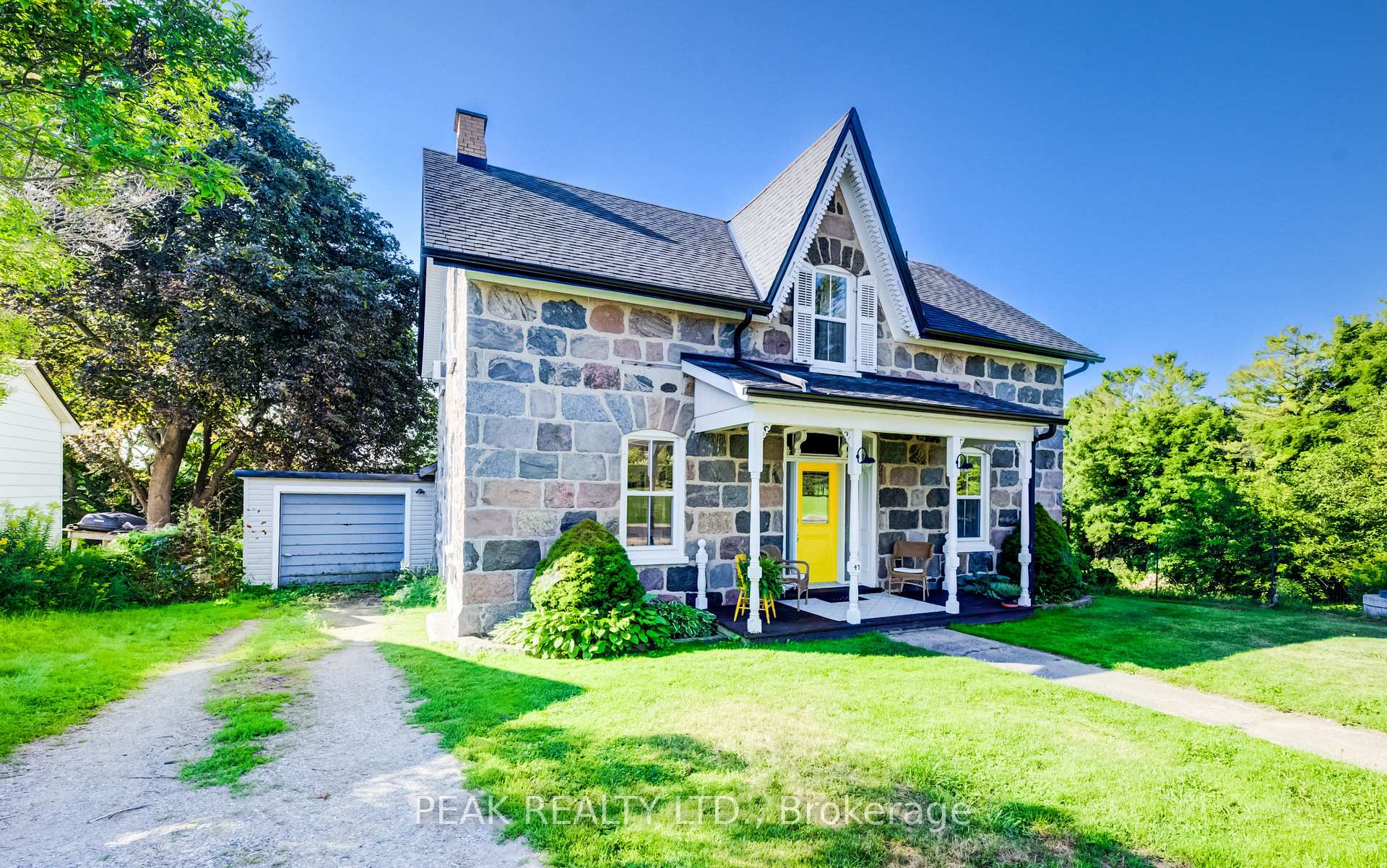 Photo 2 of 47 Washington Street E, Blandford-Blenheim, Washington — HOMEH