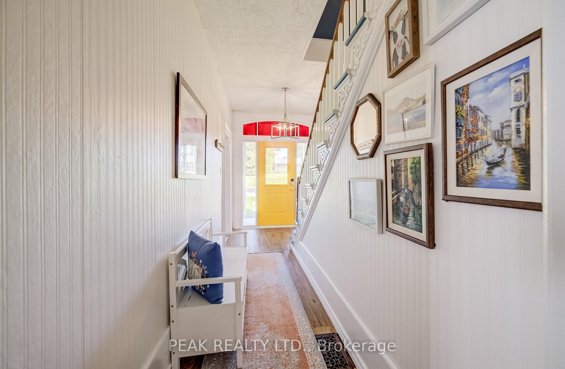 Photo 5 of 47 Washington Street E, Blandford-Blenheim, Washington — HOMEH
