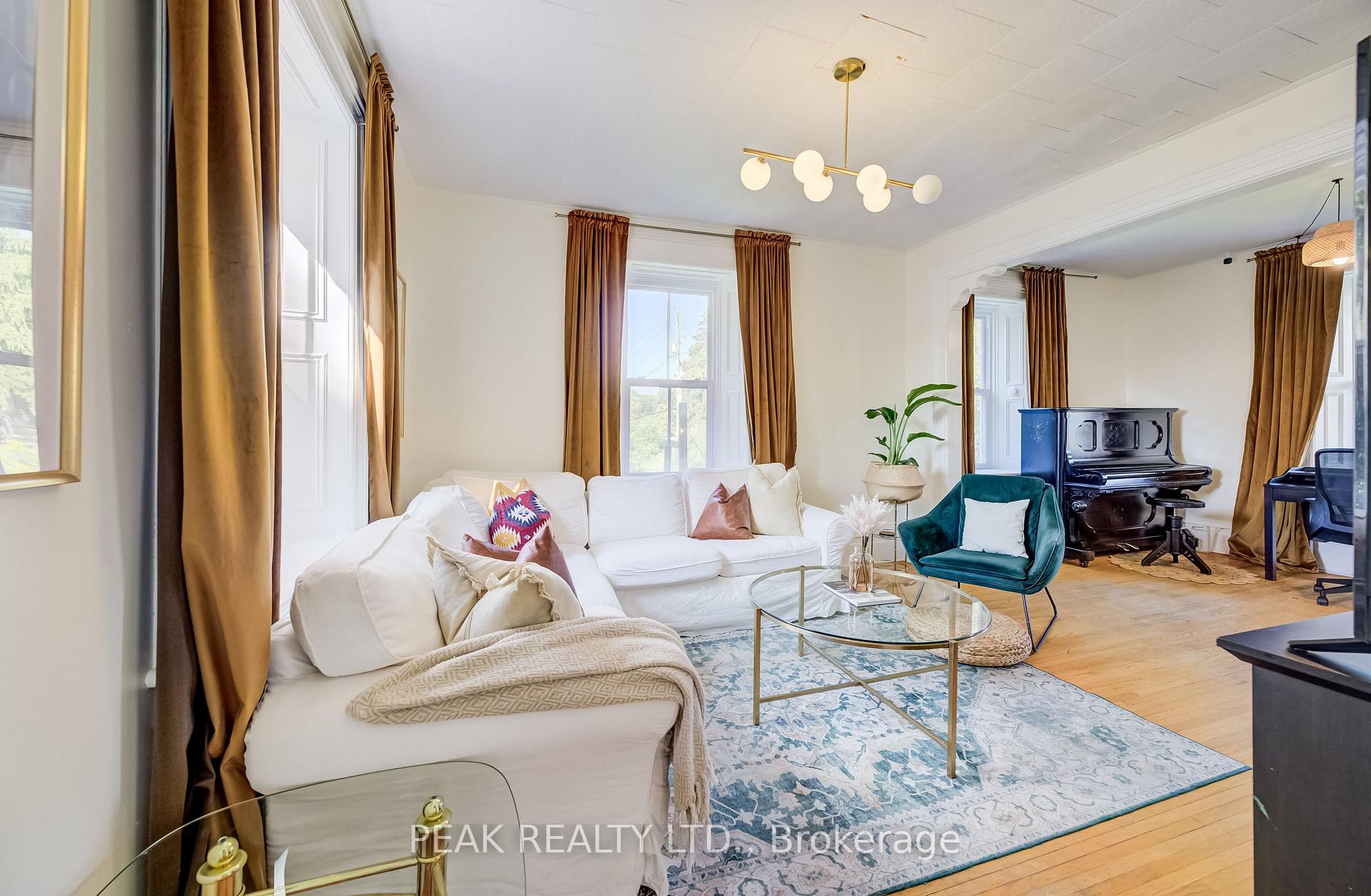 Photo 8 of 47 Washington Street E, Blandford-Blenheim, Washington — HOMEH