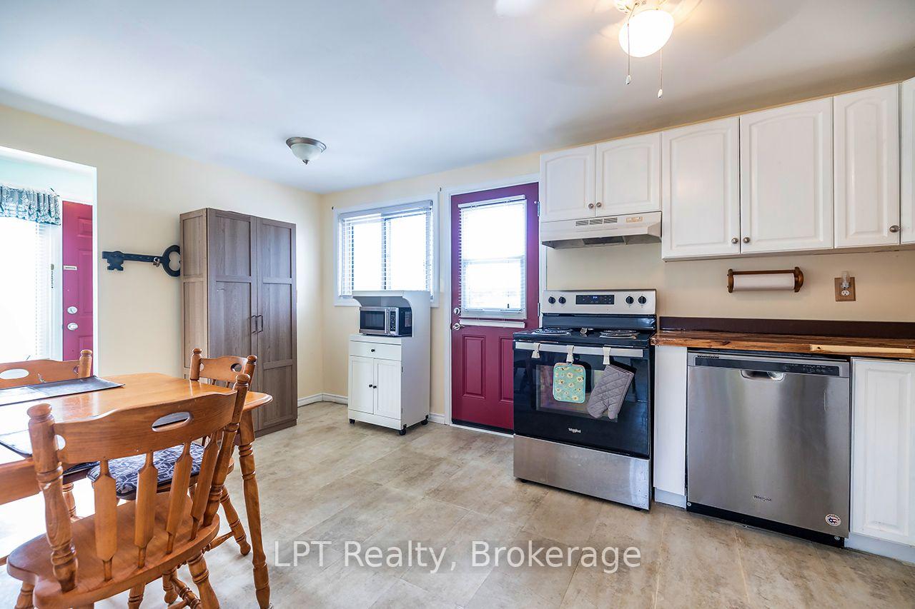 Photo 6 of 745 Grandview Drive, Oshawa, Donevan — HOMEH