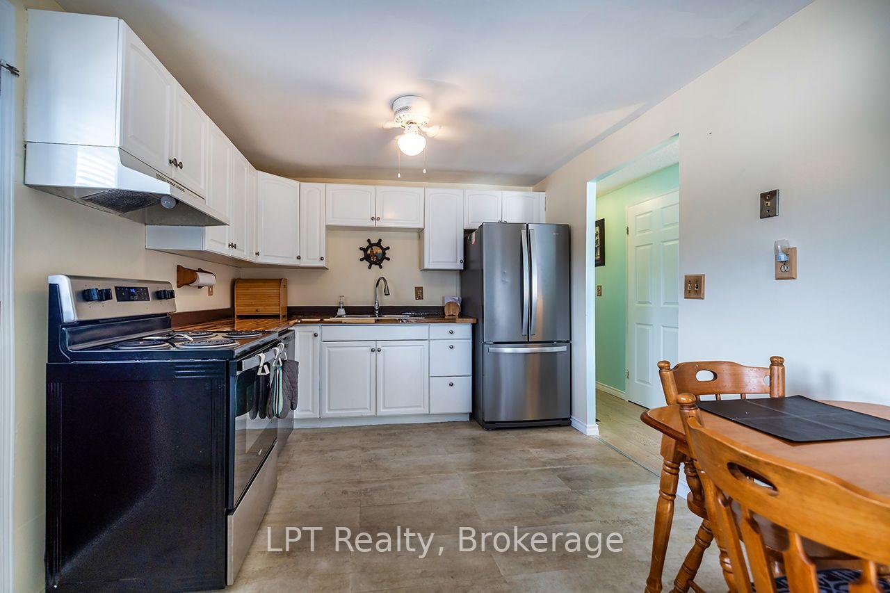 Photo 7 of 745 Grandview Drive, Oshawa, Donevan — HOMEH
