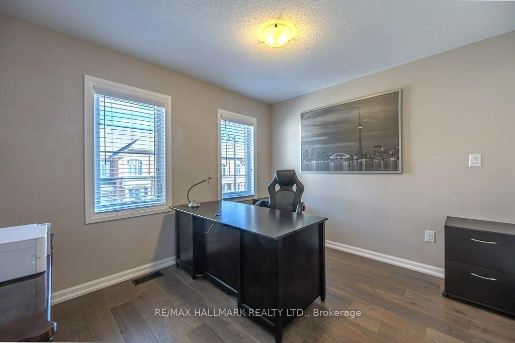 Photo 14 of 29 Ness Drive, Richmond Hill, Rural Richmond Hill — HOMEH