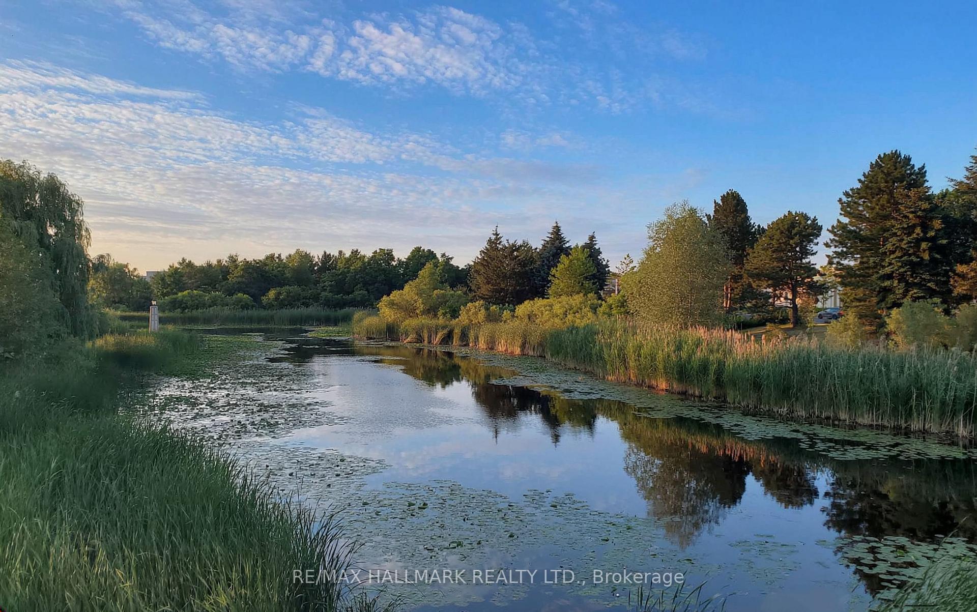 Photo 23 of 29 Ness Drive, Richmond Hill, Rural Richmond Hill — HOMEH