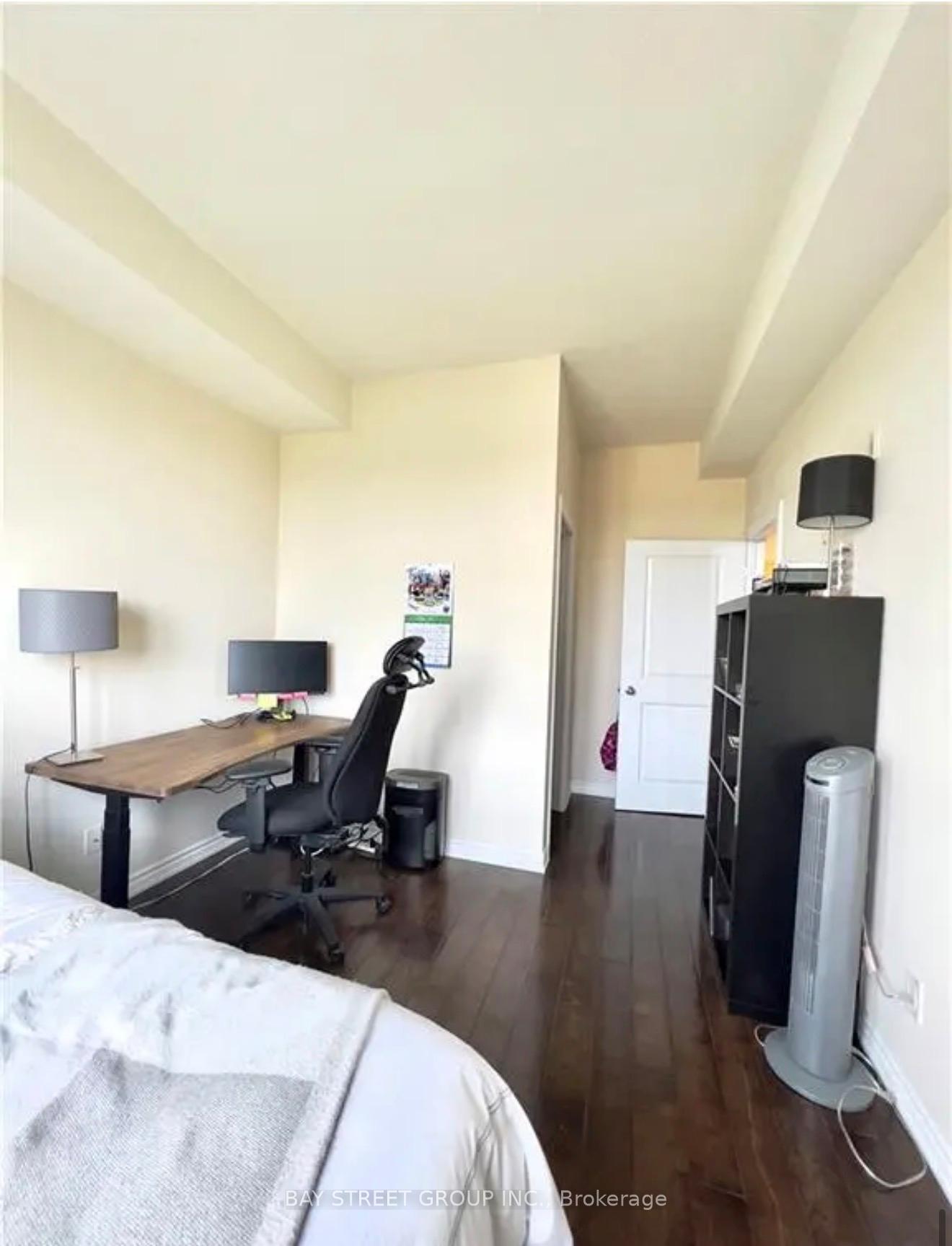 Photo 3 of Unit 210, 5327 Upper Middle Road, Burlington, Orchard — HOMEH