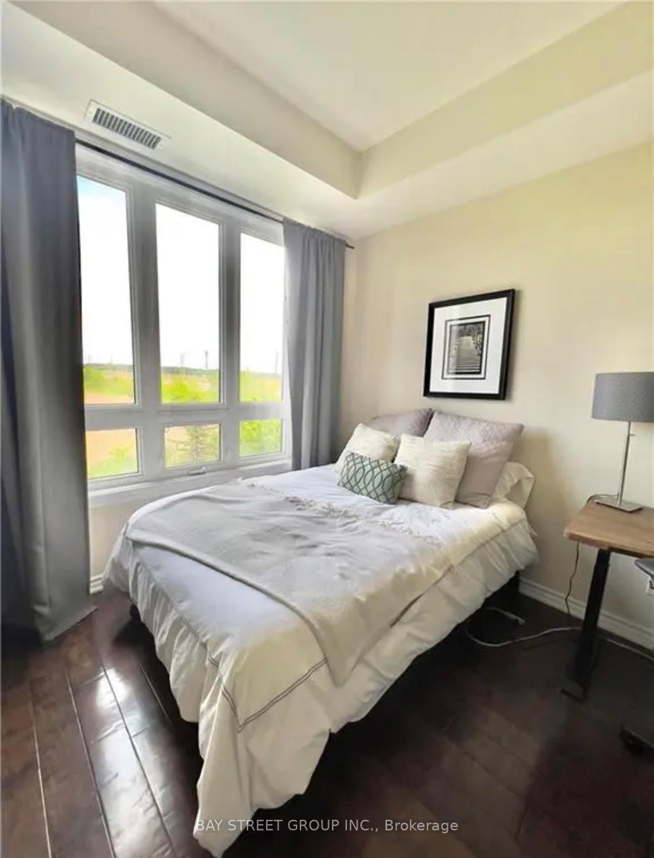 Photo 4 of Unit 210, 5327 Upper Middle Road, Burlington, Orchard — HOMEH