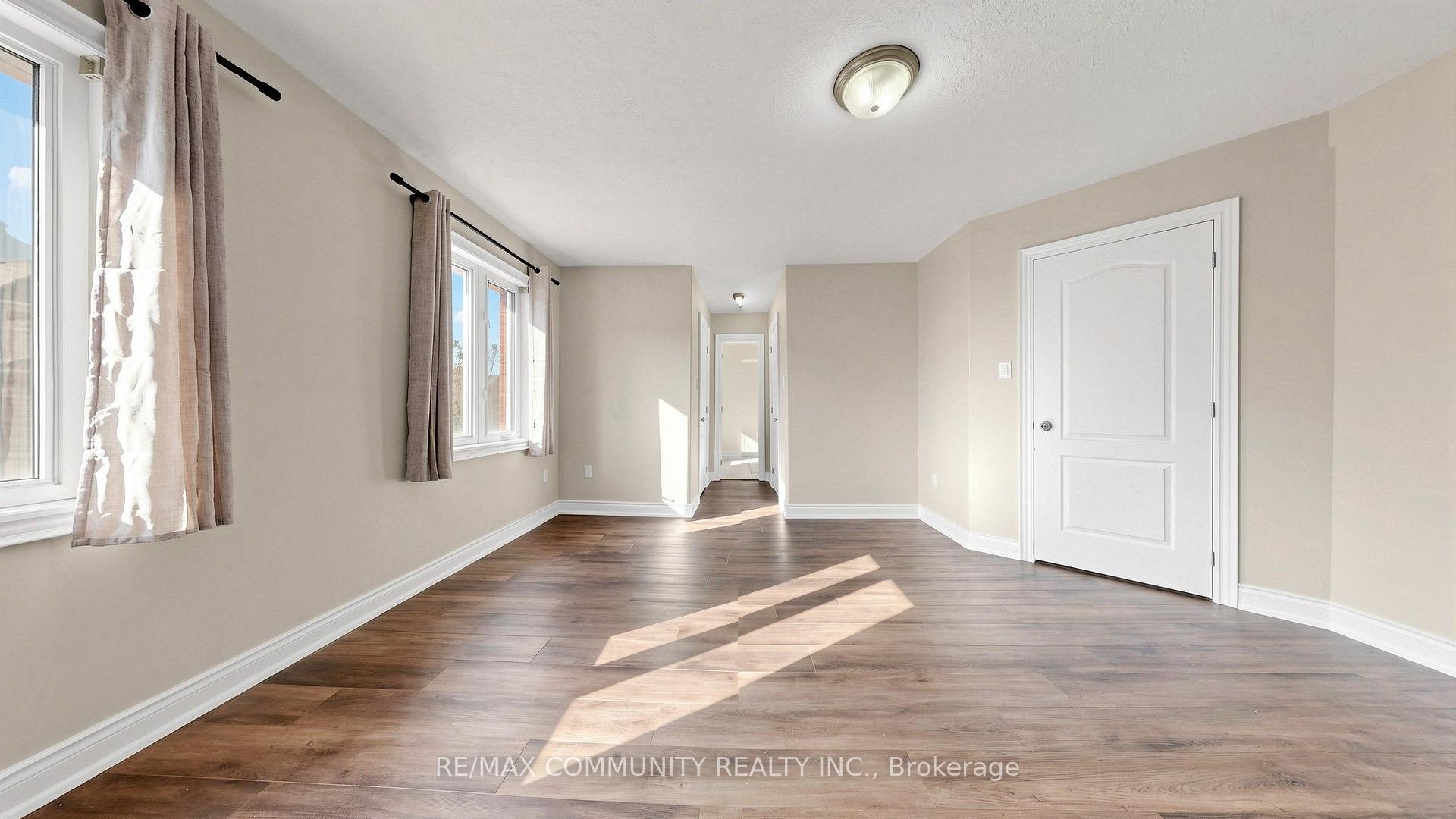 Photo 14 of 53 Jewel House Lane, Barrie, Innis-Shore — HOMEH