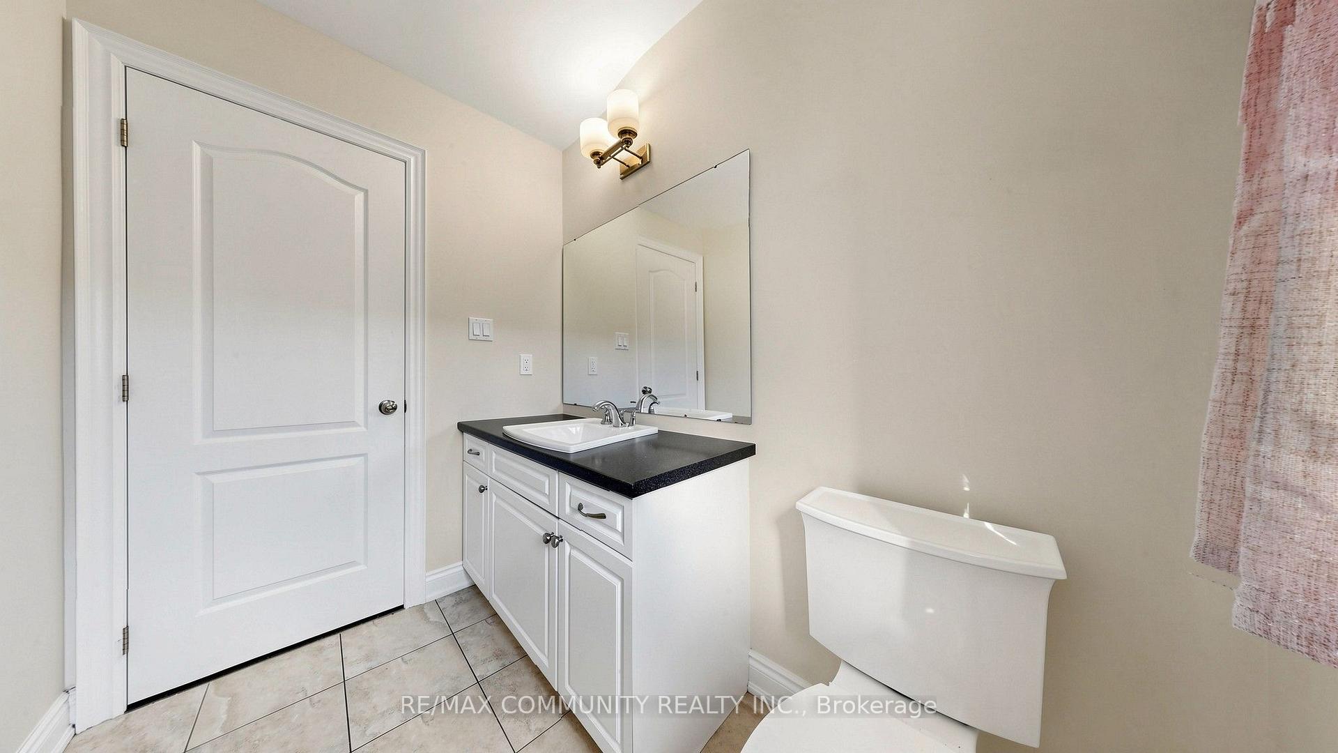Photo 22 of 53 Jewel House Lane, Barrie, Innis-Shore — HOMEH