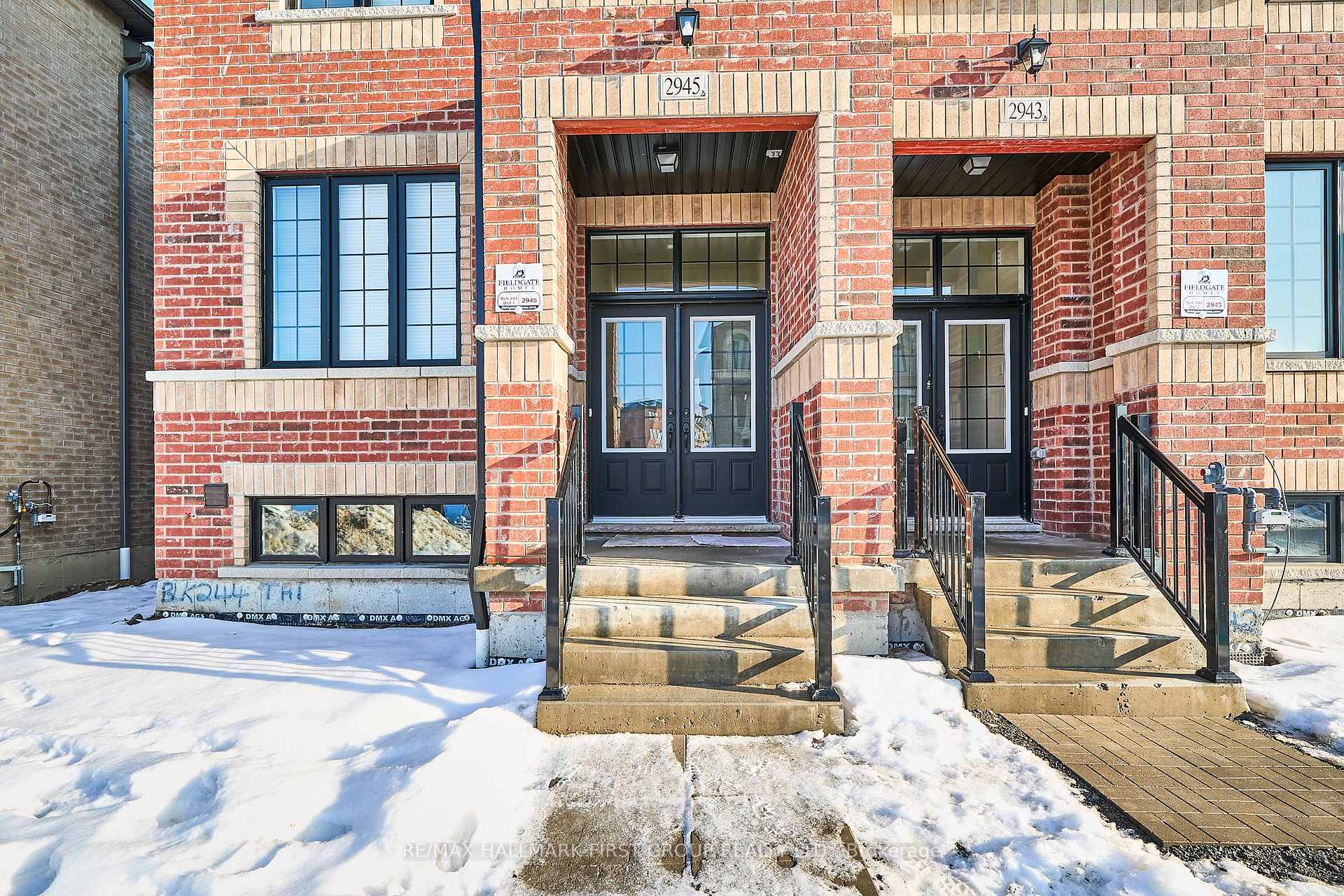 Photo 2 of 2945 Starlight Drive, Pickering, Rural Pickering — HOMEH