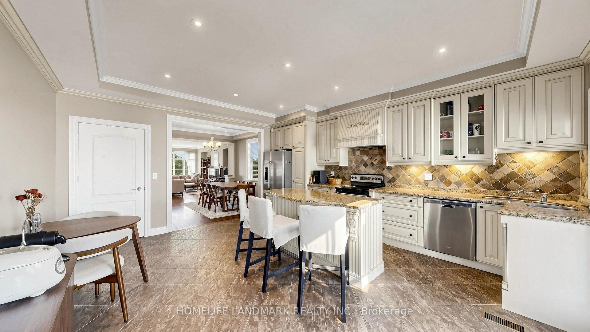 Photo 15 of 357 Bartlett Avenue N, Toronto, Dovercourt-Wallace Emerson-Junction — HOMEH