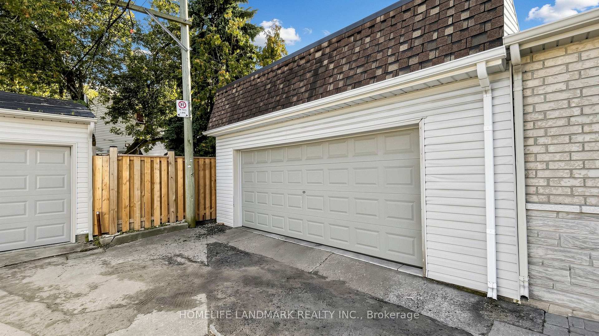 Photo 46 of 357 Bartlett Avenue N, Toronto, Dovercourt-Wallace Emerson-Junction — HOMEH