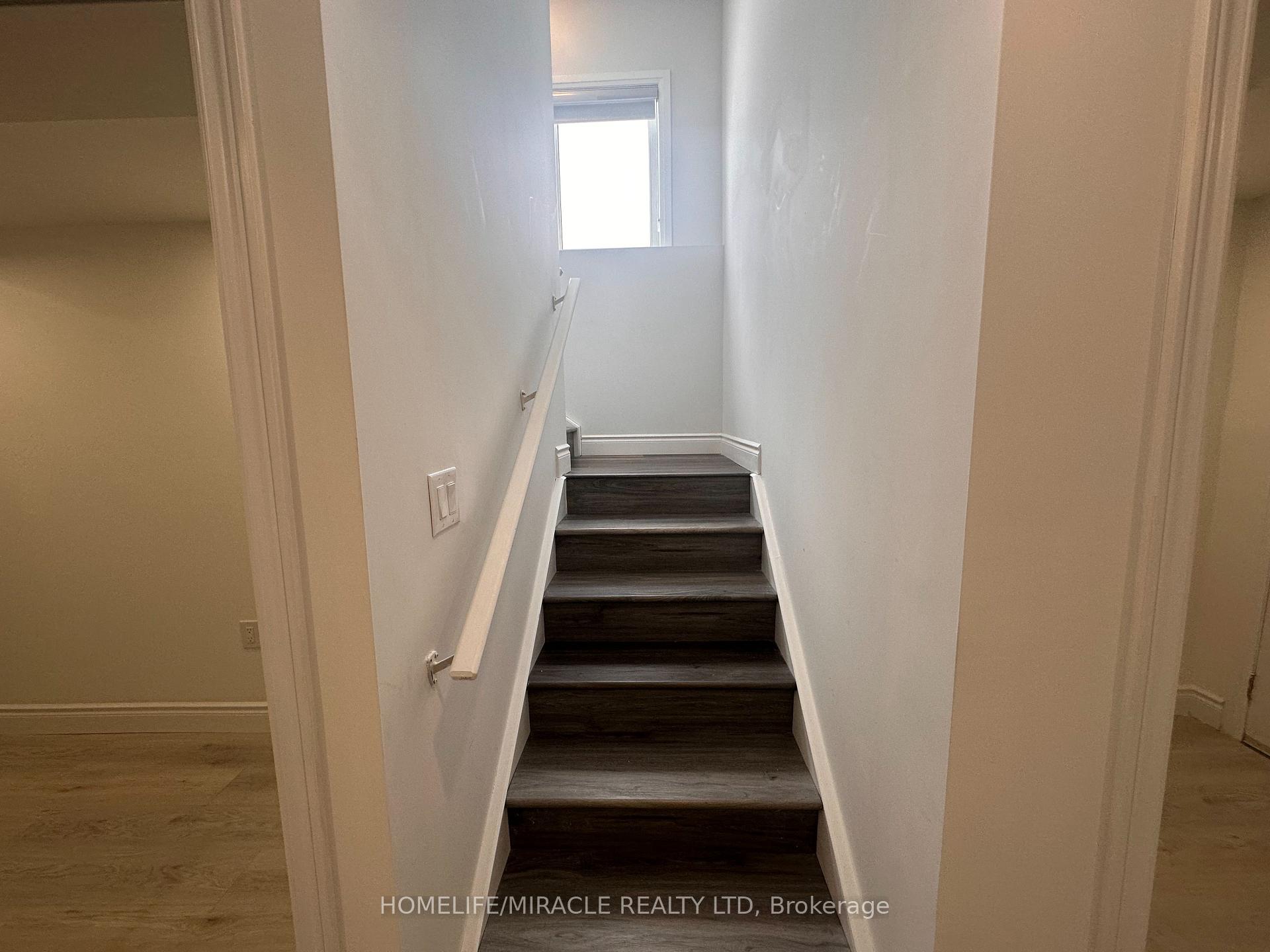 Photo 9 of Unit 2, 30 Skyridge Drive, Brampton, Bram East — HOMEH