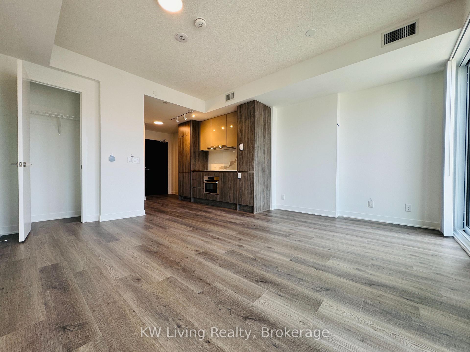 Photo 4 of Unit 4011, 180 Front Street E, Toronto, Moss Park — HOMEH