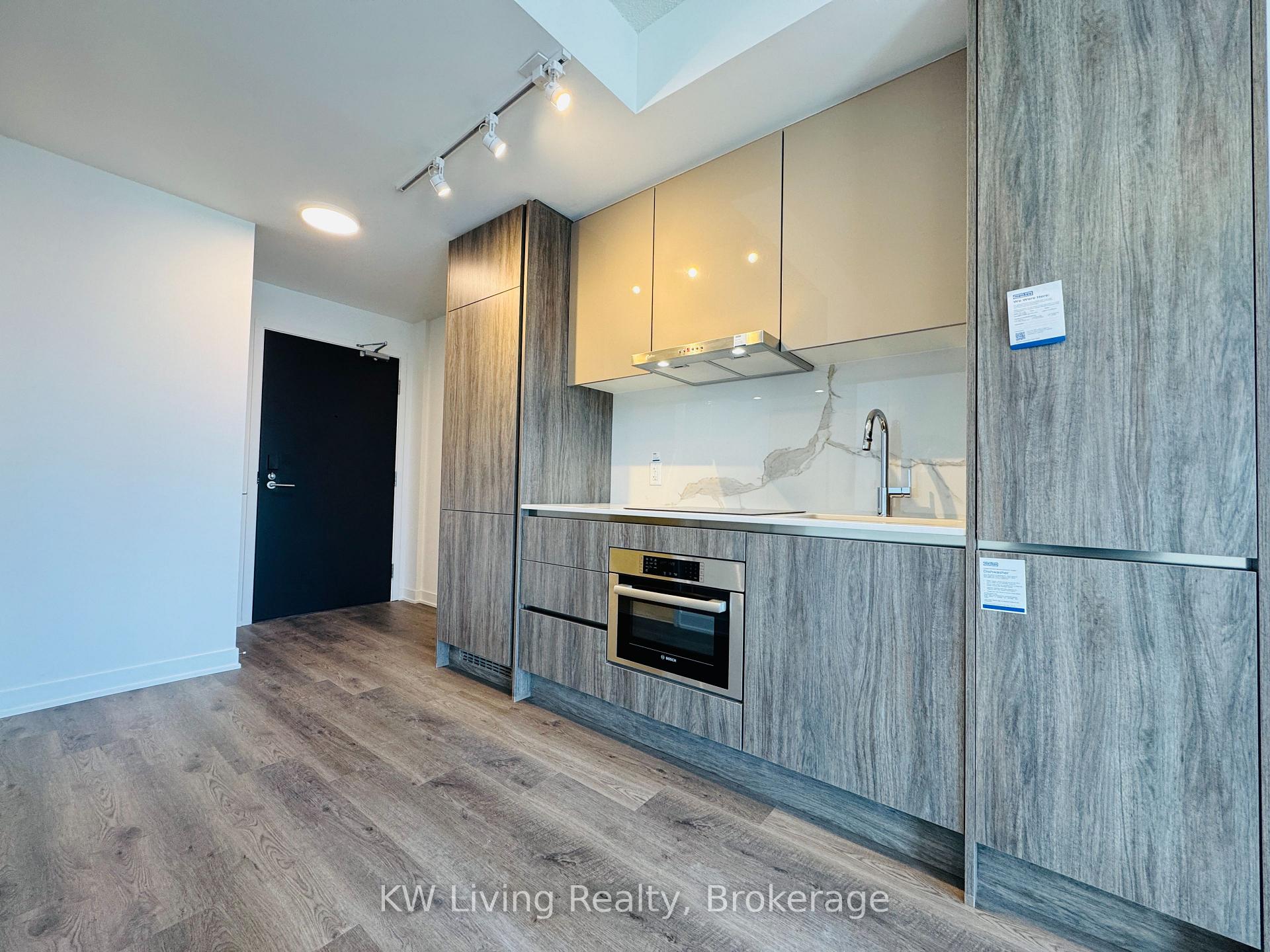 Photo 6 of Unit 4011, 180 Front Street E, Toronto, Moss Park — HOMEH