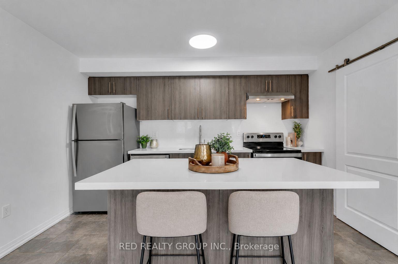 Photo 12 of 36 Andean Lane, Barrie, Rural Barrie Southwest — HOMEH