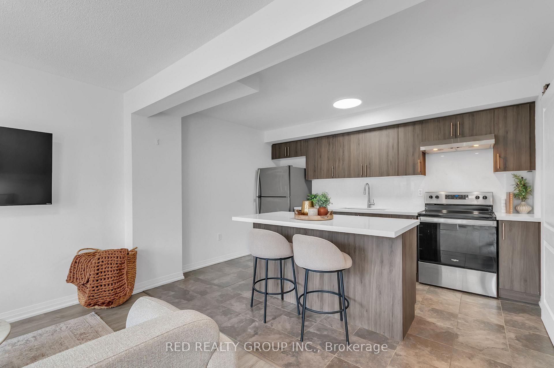 Photo 14 of 36 Andean Lane, Barrie, Rural Barrie Southwest — HOMEH