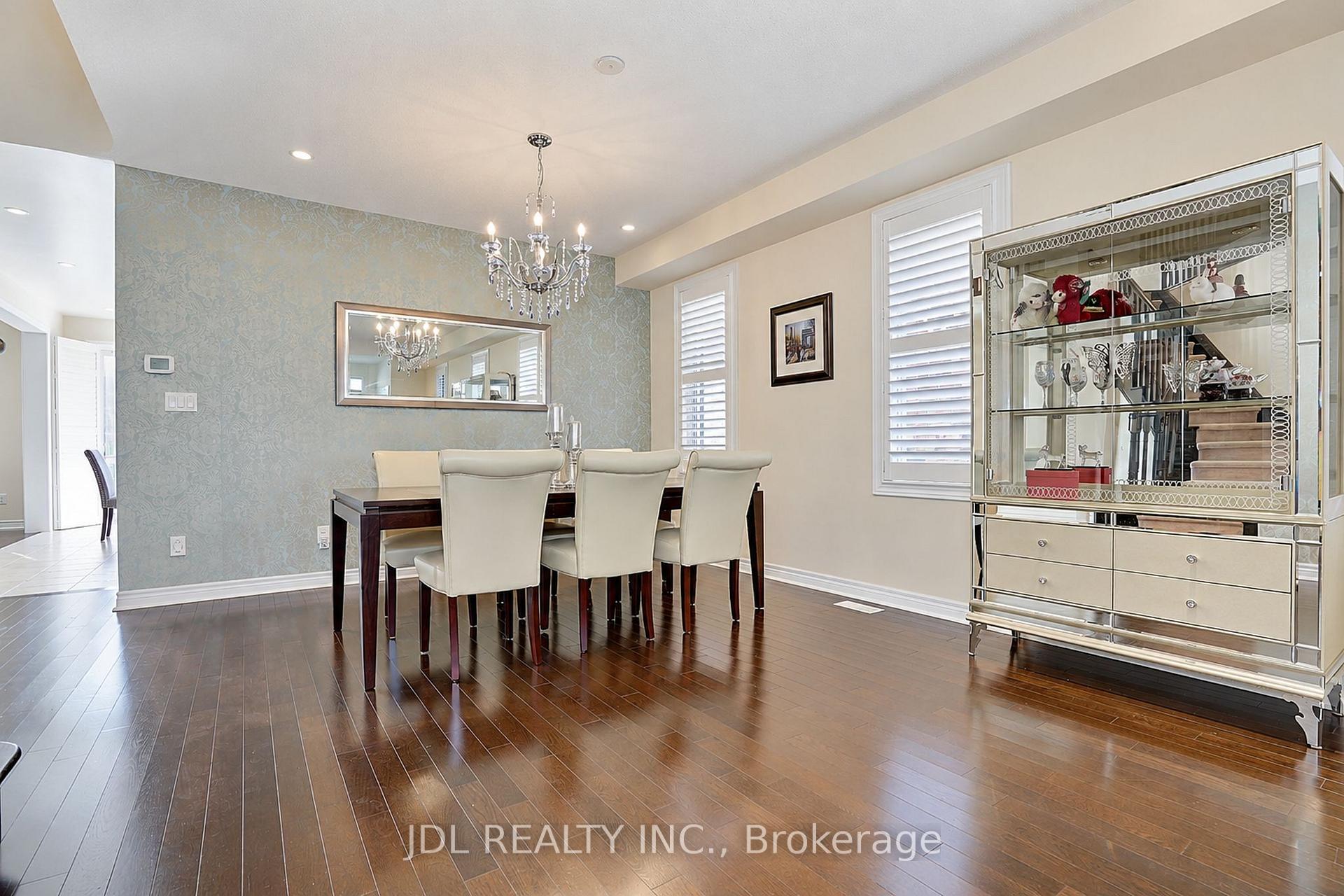 Photo 6 of 11 Herbert Wales Crescent, Markham, Victoria Square — HOMEH