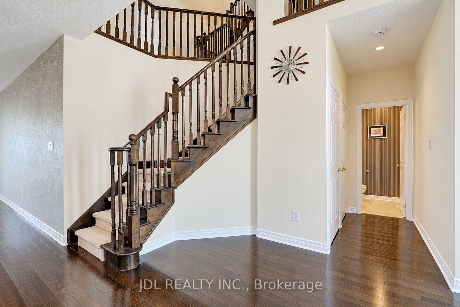 Photo 10 of 11 Herbert Wales Crescent, Markham, Victoria Square — HOMEH
