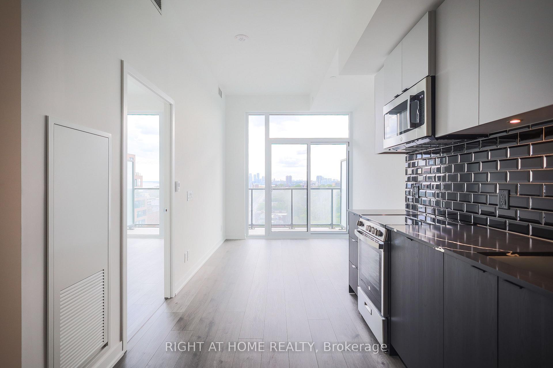 Photo 11 of Unit 1405, 285 Dufferin Street, Toronto, South Parkdale — HOMEH