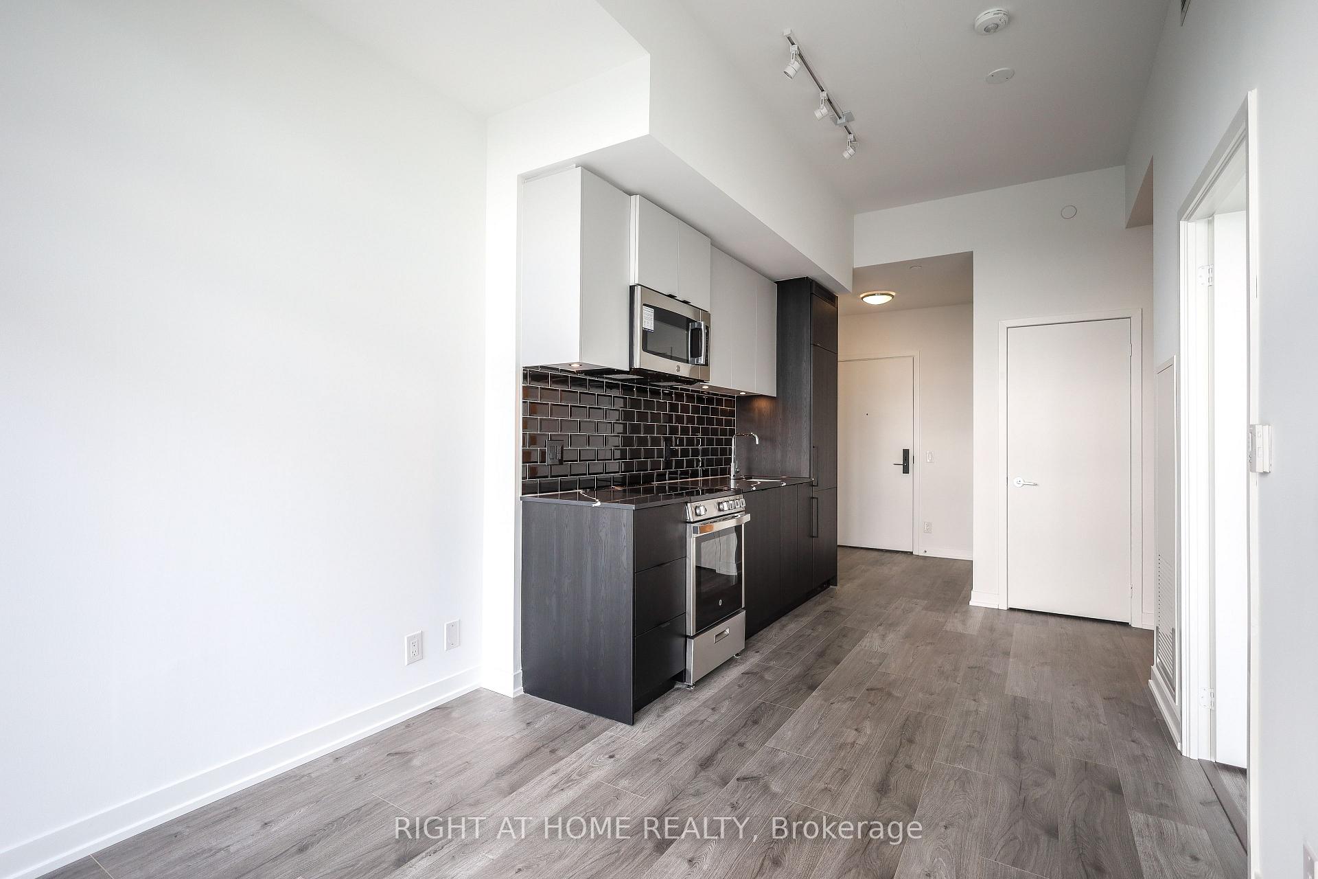 Photo 14 of Unit 1405, 285 Dufferin Street, Toronto, South Parkdale — HOMEH