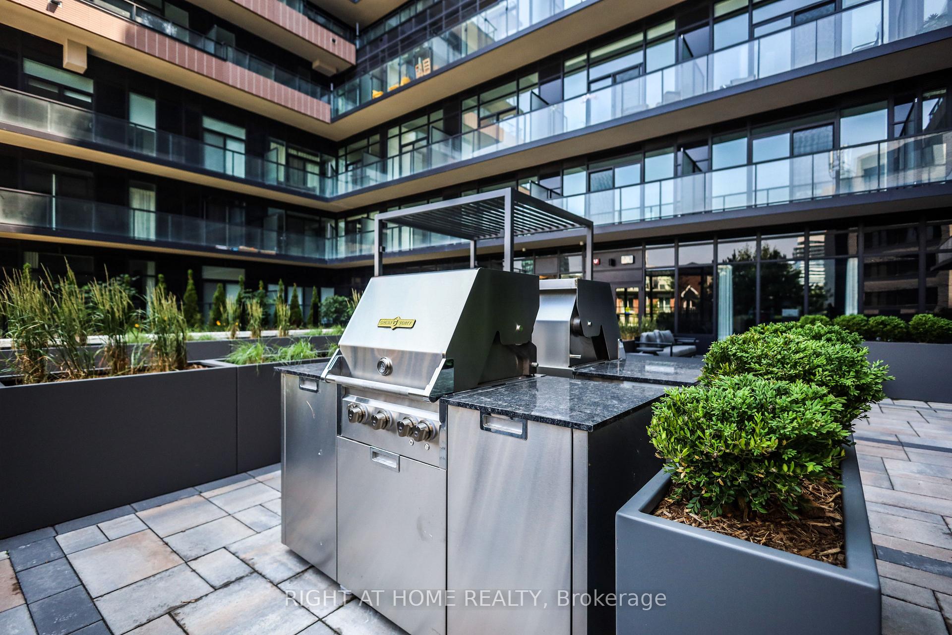 Photo 43 of Unit 1405, 285 Dufferin Street, Toronto, South Parkdale — HOMEH