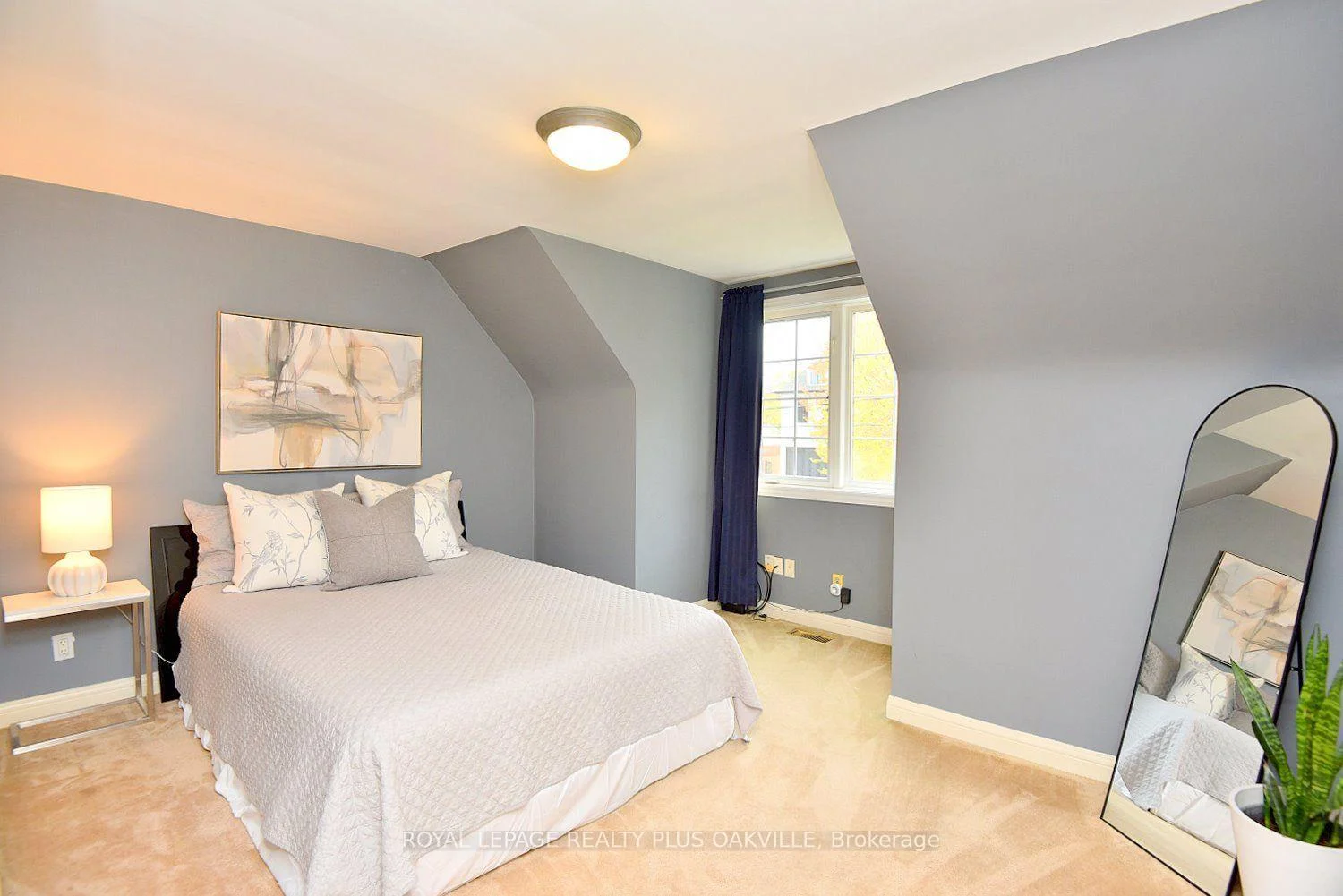 Photo 31 of 274 Belvenia Road, Burlington, Shoreacres — HOMEH