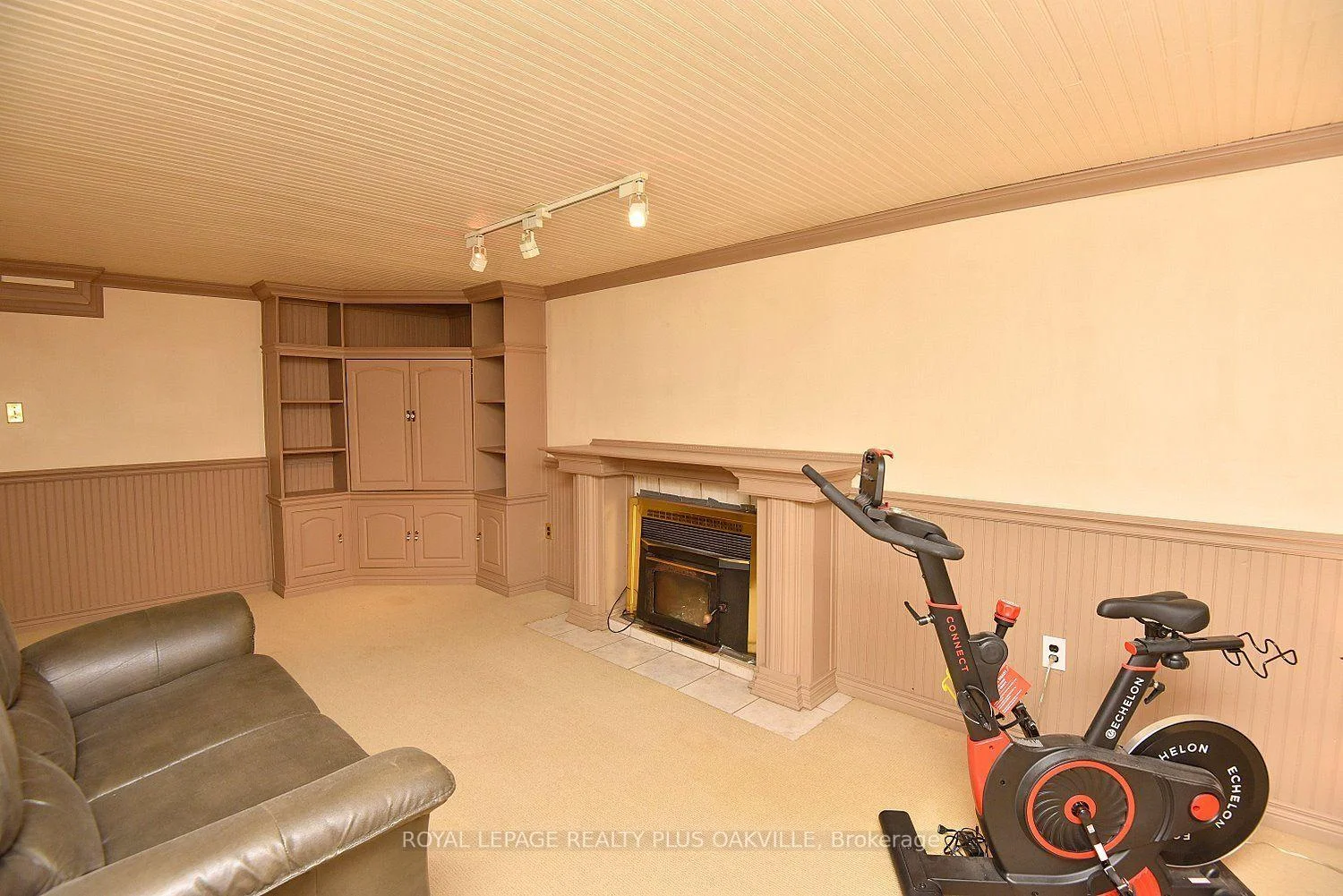 Photo 35 of 274 Belvenia Road, Burlington, Shoreacres — HOMEH