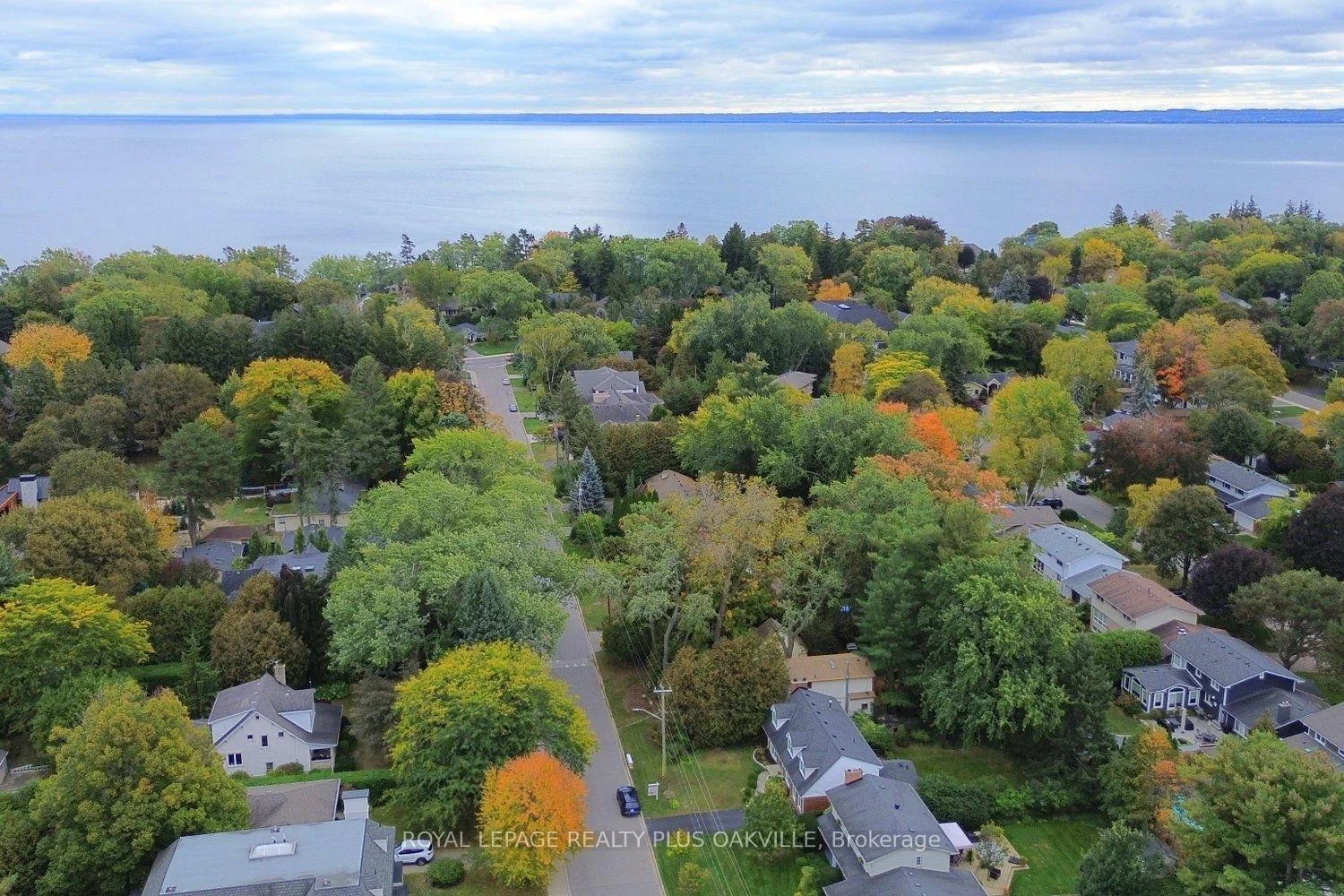 Photo 54 of 274 Belvenia Road, Burlington, Shoreacres — HOMEH