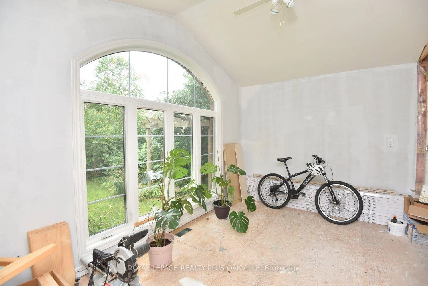 Photo 42 of 274 Belvenia Road, Burlington, Shoreacres — HOMEH